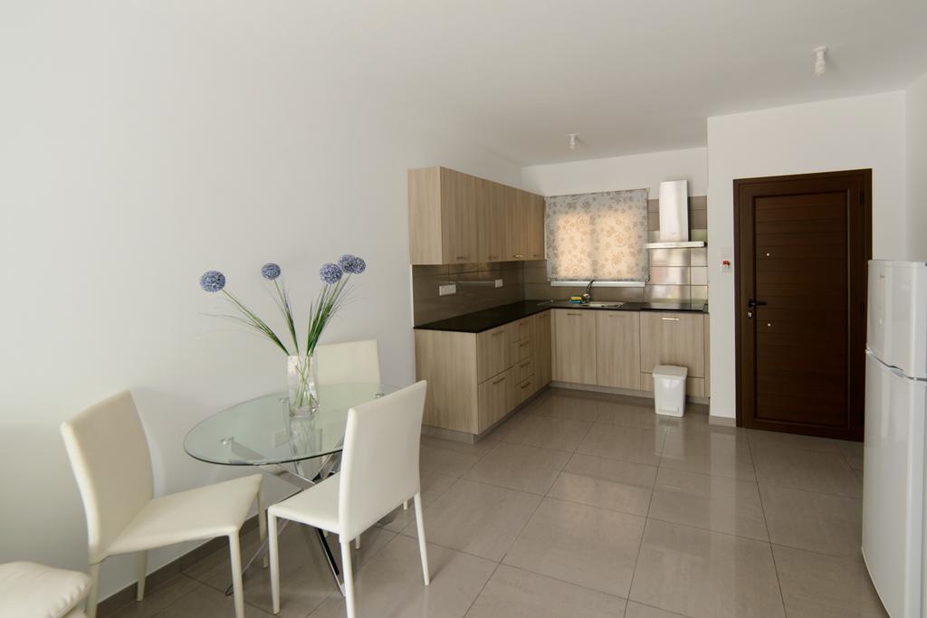 Ferienwohnung Katalimata Court Agia Napa Exterior foto