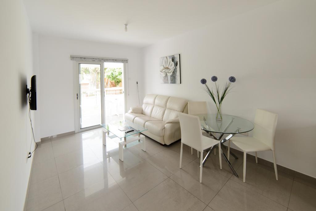 Ferienwohnung Katalimata Court Agia Napa Exterior foto